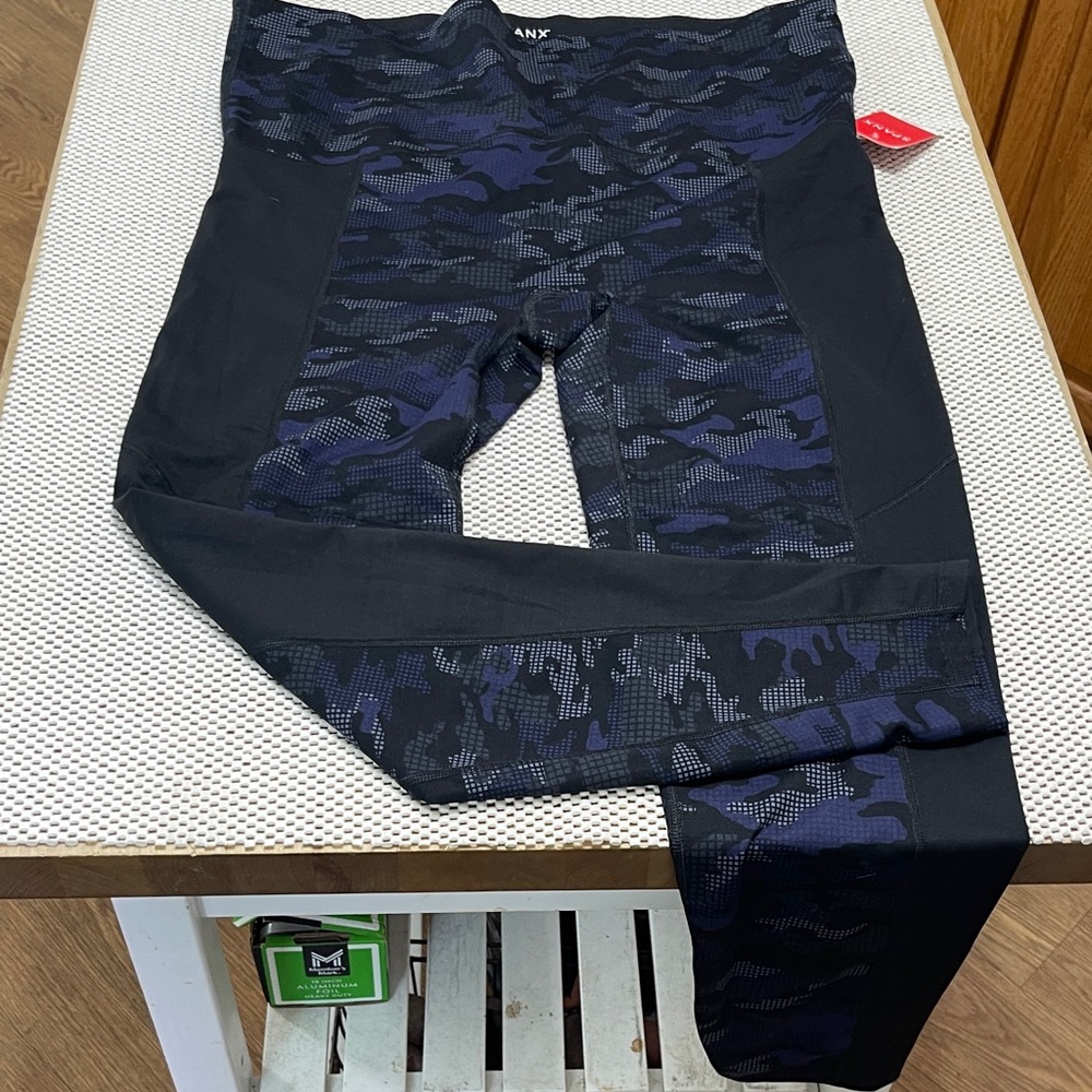Spanx Camo Active Leggings - Sz 3X